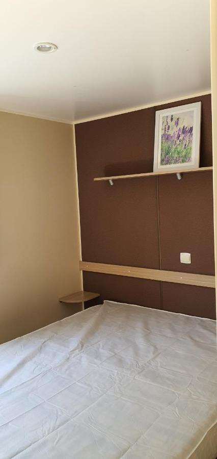 Mobil Home Climatise 6 Personnes La Roque-d'Antheron Ngoại thất bức ảnh